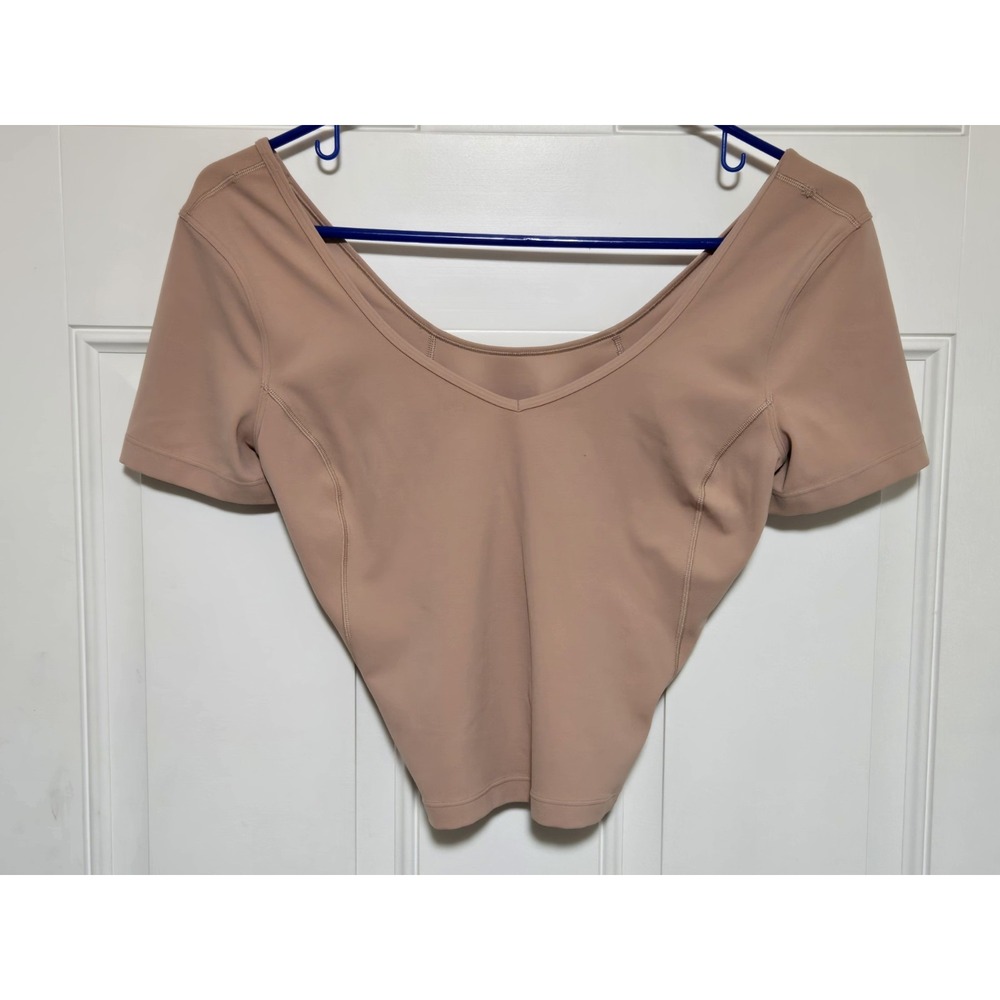 Lululemon‎ Women's Athletic Top Align Tee Beige Crop Scoop Nulu Yoga Pilates